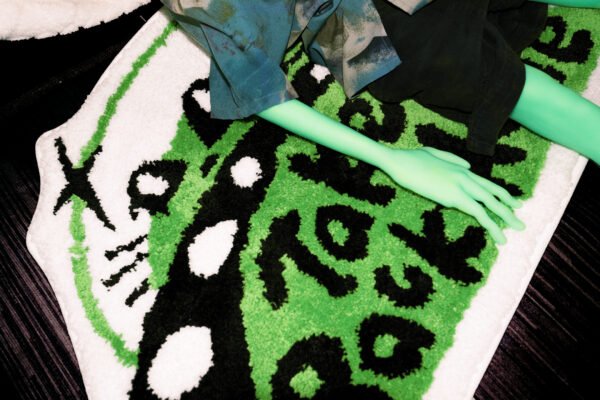 Take U Back Home UFO Carpet